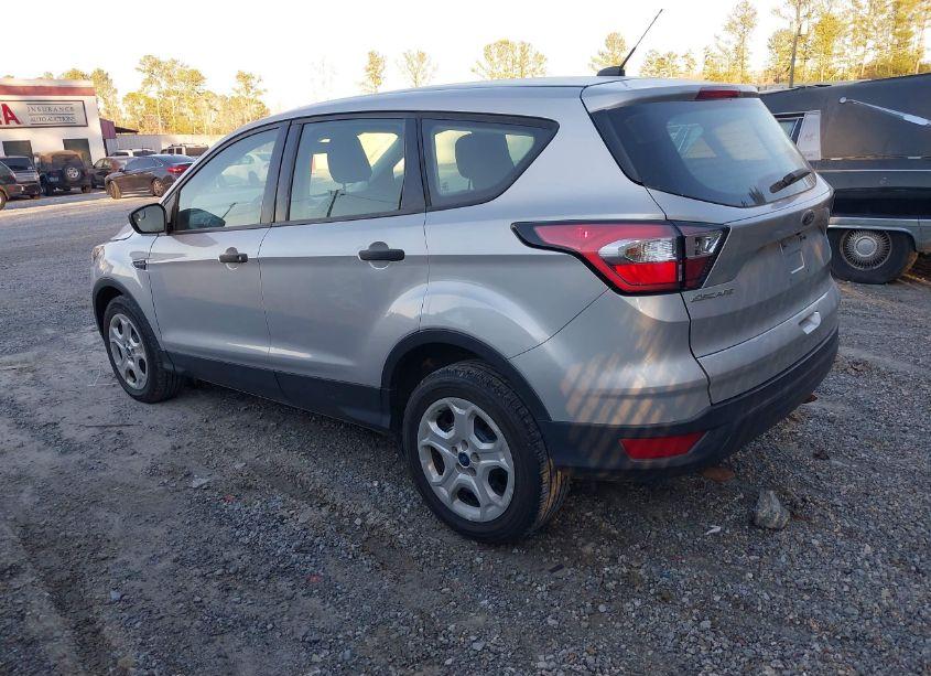 Photo 3 of 2018 Ford Escape S (VIN 1FMCU0F73JUD33899)