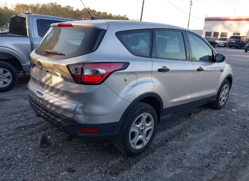 Photo 4 of 2018 Ford Escape S (VIN 1FMCU0F73JUD33899)