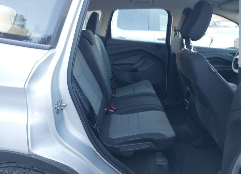 Photo 8 of 2018 Ford Escape S (VIN 1FMCU0F73JUD33899)