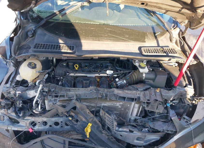 Photo 10 of 2019 Ford Escape S (VIN 1FMCU0F73KUA62909)