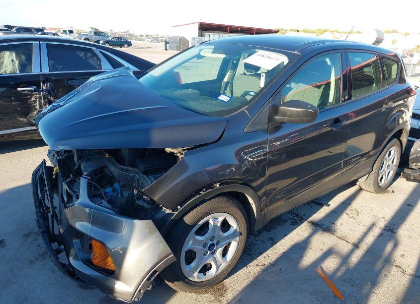 Photo 2 of 2019 Ford Escape S (VIN 1FMCU0F73KUA62909)