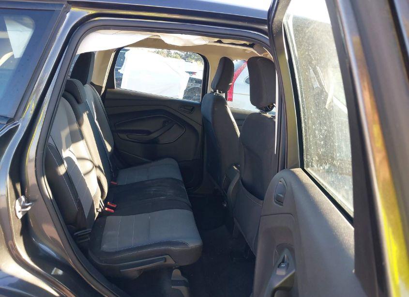 Photo 8 of 2019 Ford Escape S (VIN 1FMCU0F73KUA62909)