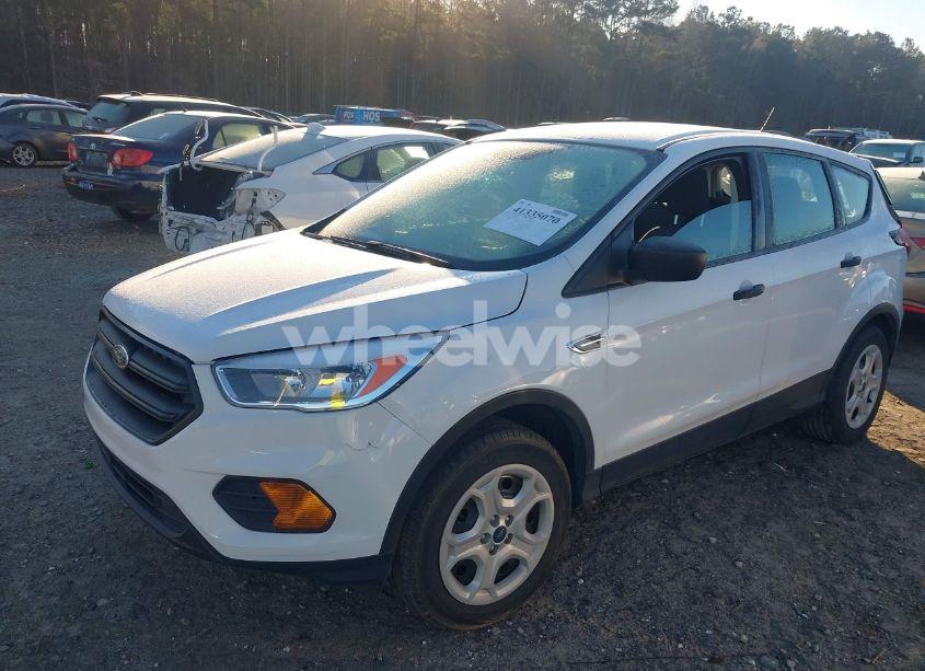 Photo 2 of 2019 Ford Escape S (VIN 1FMCU0F73KUA67558)
