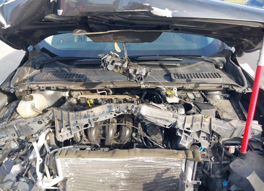 Photo 10 of 2019 Ford Escape S (VIN 1FMCU0F73KUB02602)