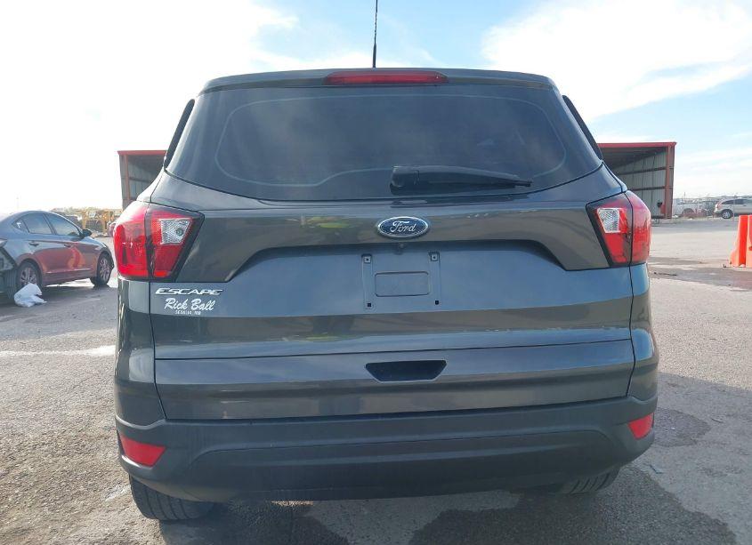 Photo 17 of 2019 Ford Escape S (VIN 1FMCU0F73KUB02602)