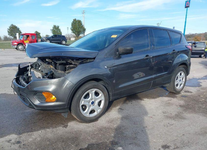 Photo 2 of 2019 Ford Escape S (VIN 1FMCU0F73KUB02602)