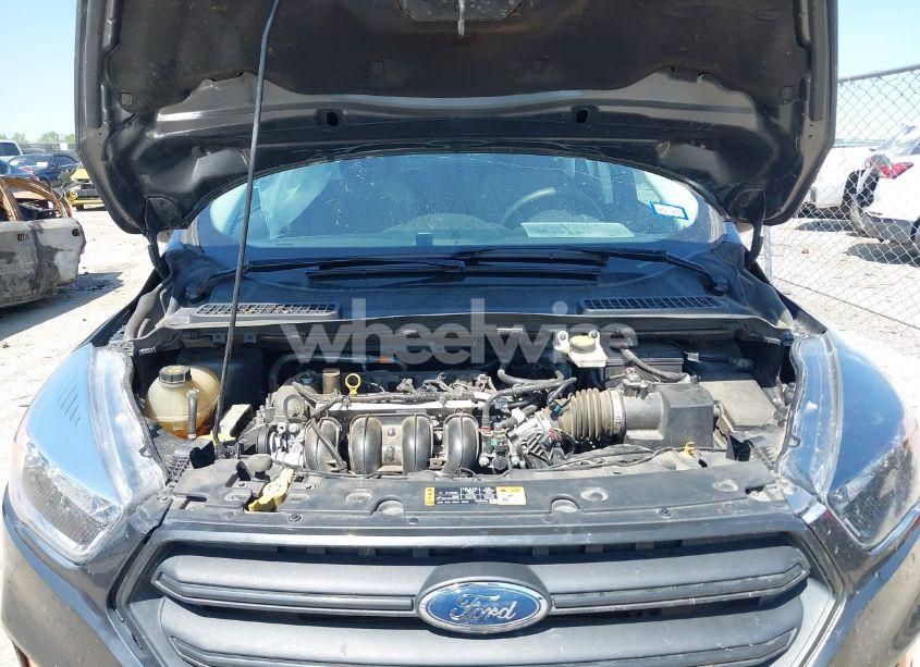 Photo 10 of 2019 Ford Escape S (VIN 1FMCU0F73KUB94925)