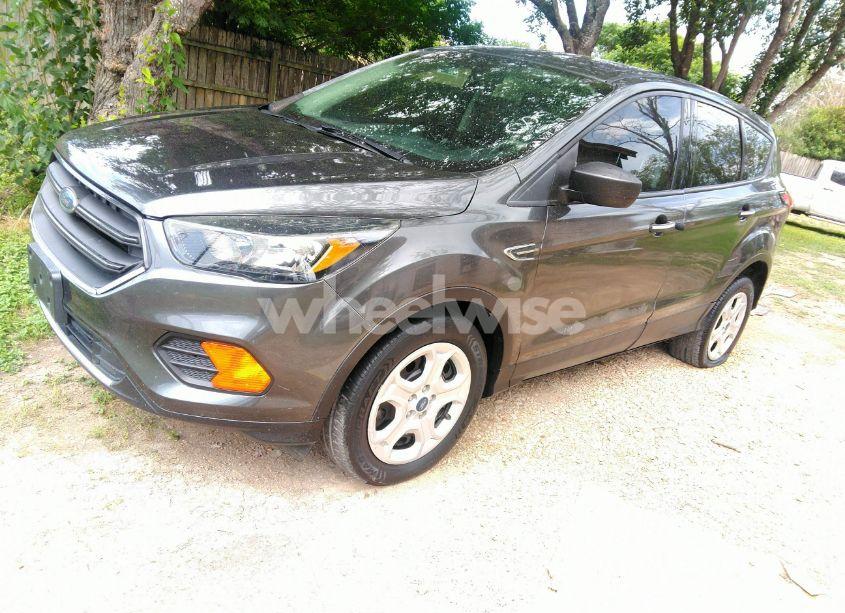 Photo 2 of 2019 Ford Escape S (VIN 1FMCU0F73KUC25400)