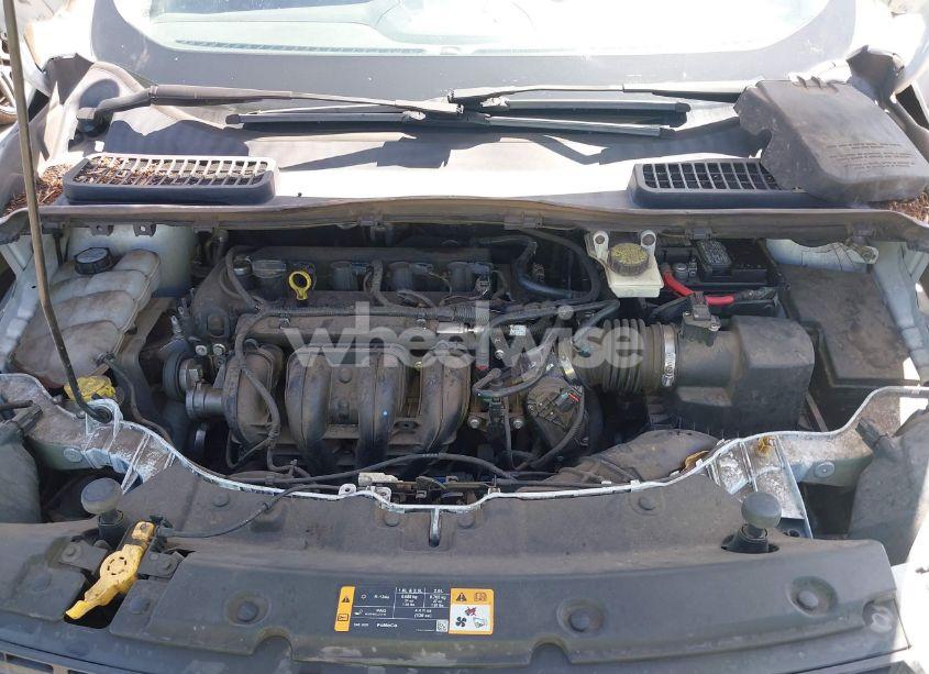 Photo 10 of 2013 Ford Escape S (VIN 1FMCU0F74DUA40498)