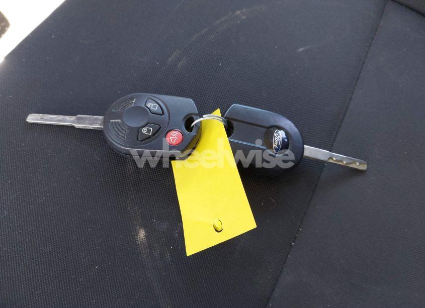 Photo 10 of 2013 Ford Escape S (VIN 1FMCU0F74DUB45056)