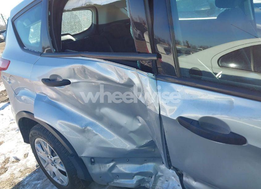 Photo 5 of 2013 Ford Escape S (VIN 1FMCU0F74DUB45056)