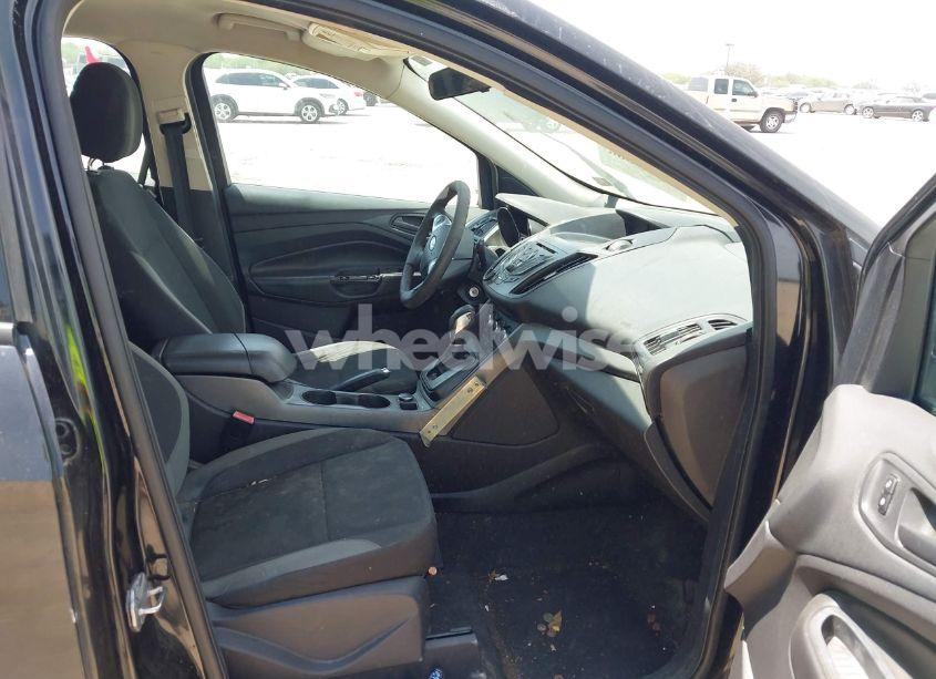 Photo 5 of 2013 Ford Escape S (VIN 1FMCU0F74DUB45395)