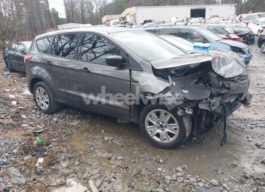 2014 Ford Escape S (VIN 1FMCU0F74EUA90321) main photo