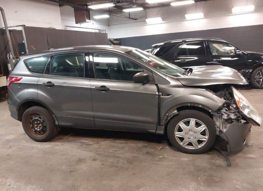 Photo 13 of 2014 Ford Escape S (VIN 1FMCU0F74EUB52820)