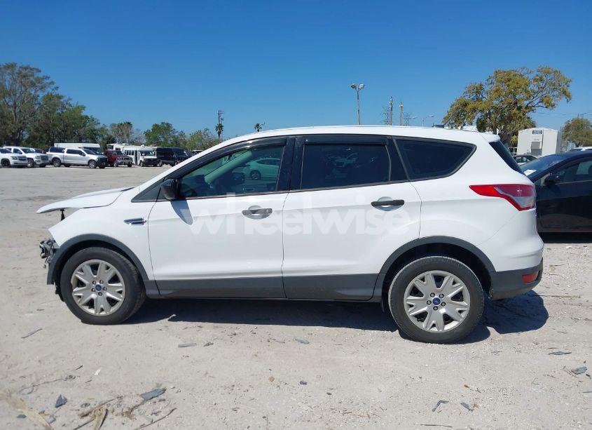 Photo 14 of 2014 Ford Escape S (VIN 1FMCU0F74EUB93402)