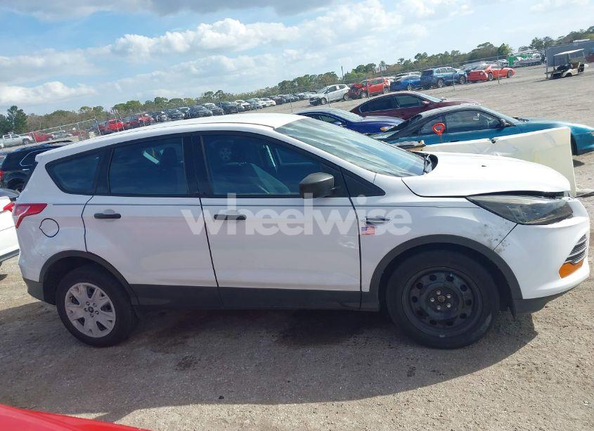 Photo 13 of 2014 Ford Escape S (VIN 1FMCU0F74EUC27788)