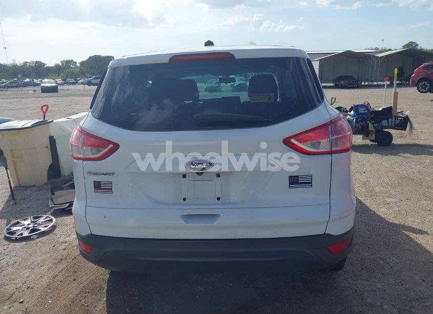 Photo 16 of 2014 Ford Escape S (VIN 1FMCU0F74EUC27788)