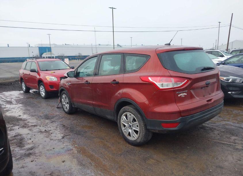 Photo 3 of 2014 Ford Escape S (VIN 1FMCU0F74EUC58166)