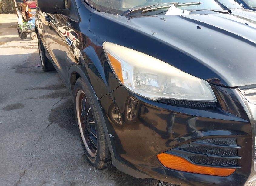 Photo 6 of 2014 Ford Escape S (VIN 1FMCU0F74EUC59298)