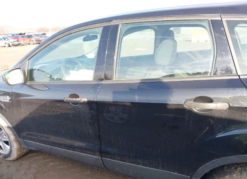 Photo 14 of 2015 Ford Escape S (VIN 1FMCU0F74FUB70395)