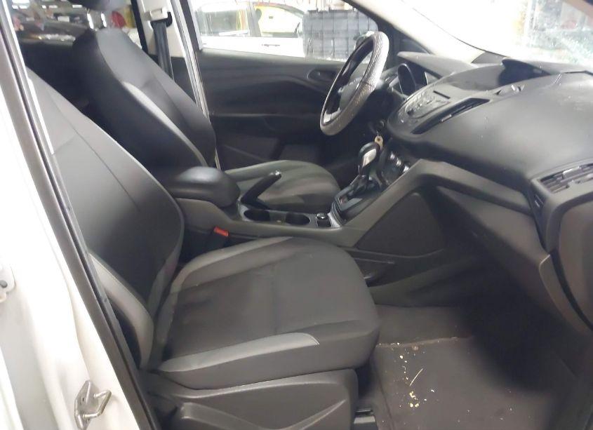 Photo 5 of 2015 Ford Escape S (VIN 1FMCU0F74FUC29381)