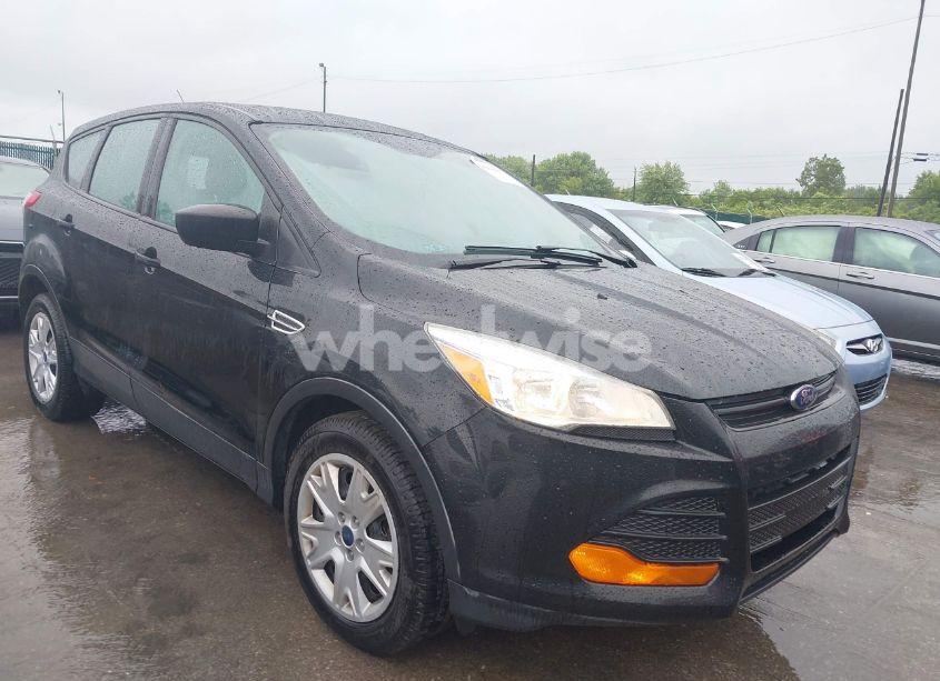 2016 Ford Escape S (VIN 1FMCU0F74GUB65151) main photo