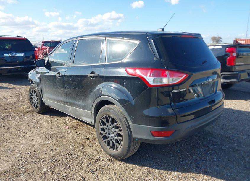 Photo 3 of 2016 Ford Escape S (VIN 1FMCU0F74GUB82175)