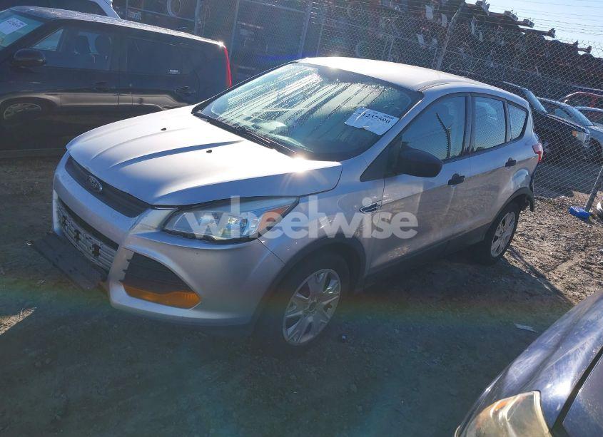 Photo 2 of 2016 Ford Escape S (VIN 1FMCU0F74GUB98134)