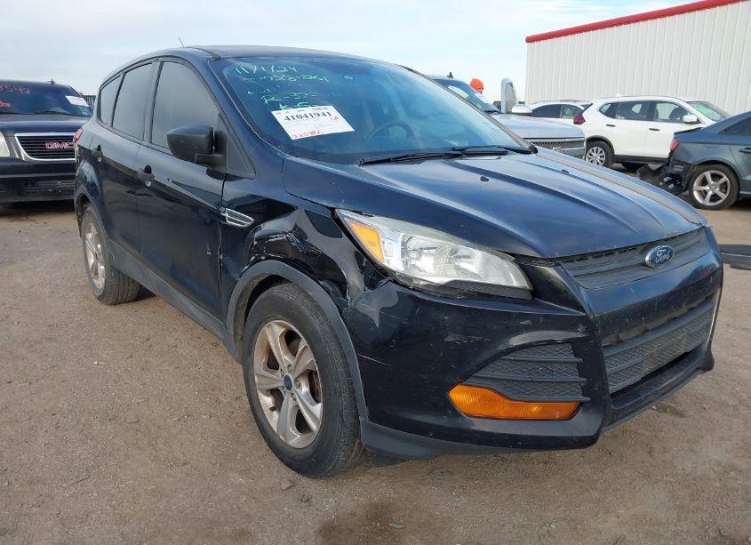 2016 Ford Escape S (VIN 1FMCU0F74GUC07107) main photo