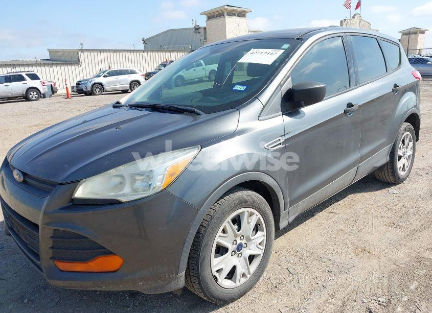 Photo 6 of 2016 Ford Escape S (VIN 1FMCU0F74GUC25722)