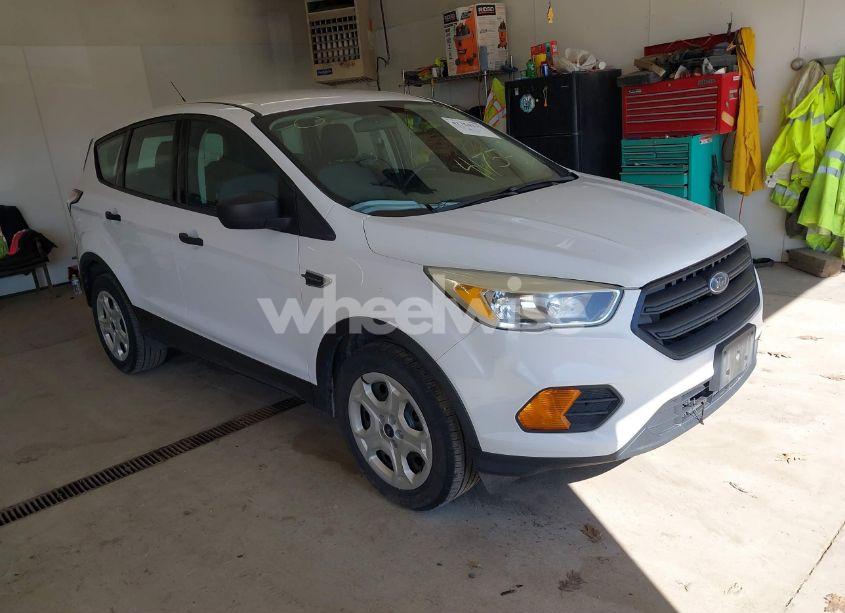 2017 Ford Escape S (VIN 1FMCU0F74HUA03280) main photo