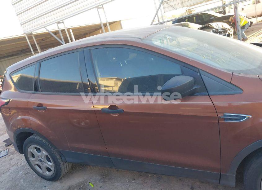 Photo 14 of 2017 Ford Escape S (VIN 1FMCU0F74HUC87431)