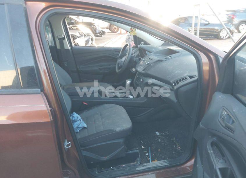 Photo 5 of 2017 Ford Escape S (VIN 1FMCU0F74HUC87431)