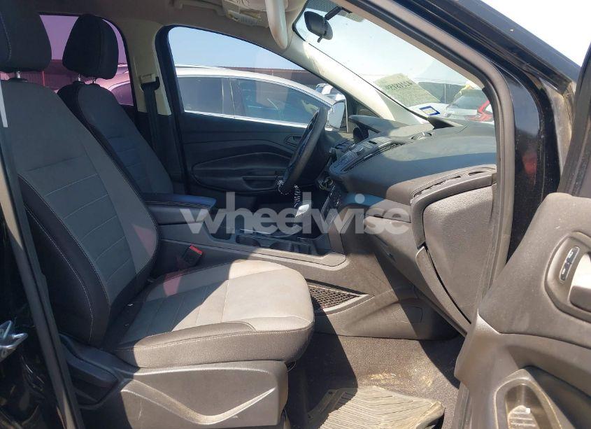 Photo 5 of 2017 Ford Escape S (VIN 1FMCU0F74HUE94675)