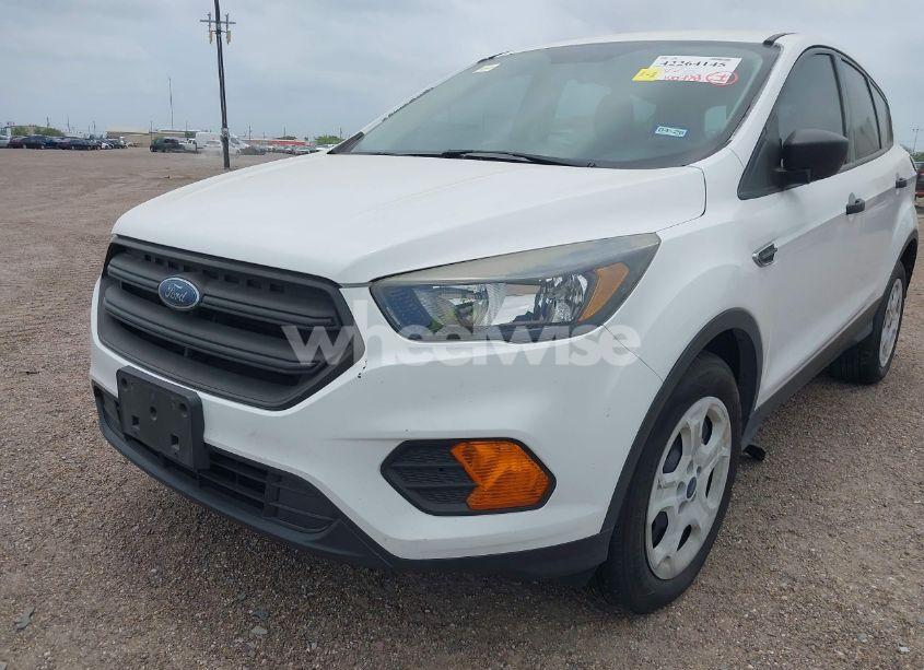 Photo 6 of 2018 Ford Escape S (VIN 1FMCU0F74JUA63601)
