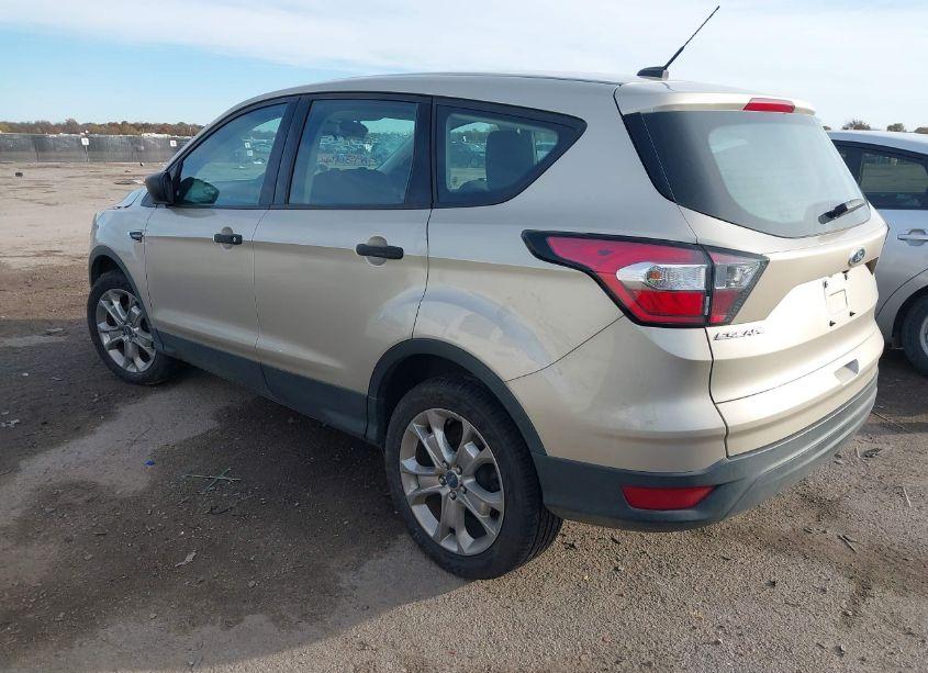 Photo 3 of 2018 Ford Escape S (VIN 1FMCU0F74JUB33212)