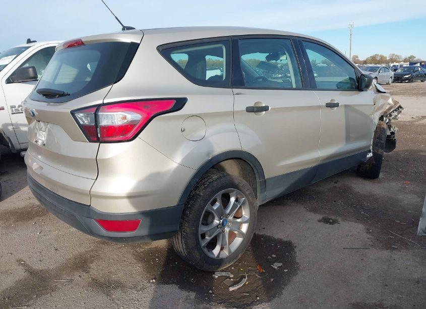 Photo 4 of 2018 Ford Escape S (VIN 1FMCU0F74JUB33212)