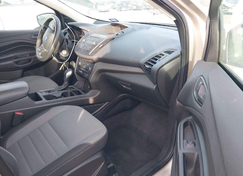 Photo 5 of 2018 Ford Escape S (VIN 1FMCU0F74JUB33212)