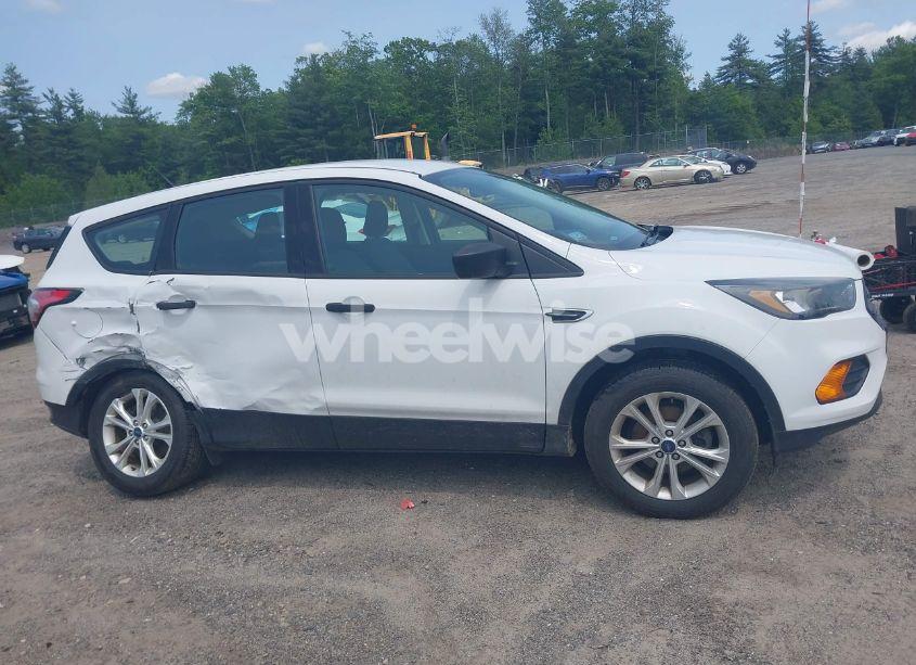 Photo 13 of 2018 Ford Escape S (VIN 1FMCU0F74JUB65772)