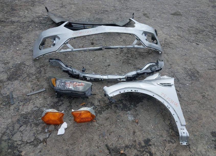 Photo 12 of 2018 Ford Escape S (VIN 1FMCU0F74JUB79493)