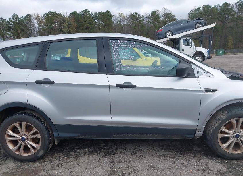 Photo 14 of 2018 Ford Escape S (VIN 1FMCU0F74JUB79493)