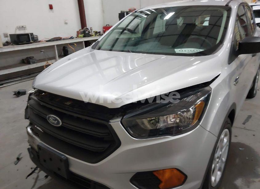 Photo 13 of 2018 Ford Escape S (VIN 1FMCU0F74JUC71042)