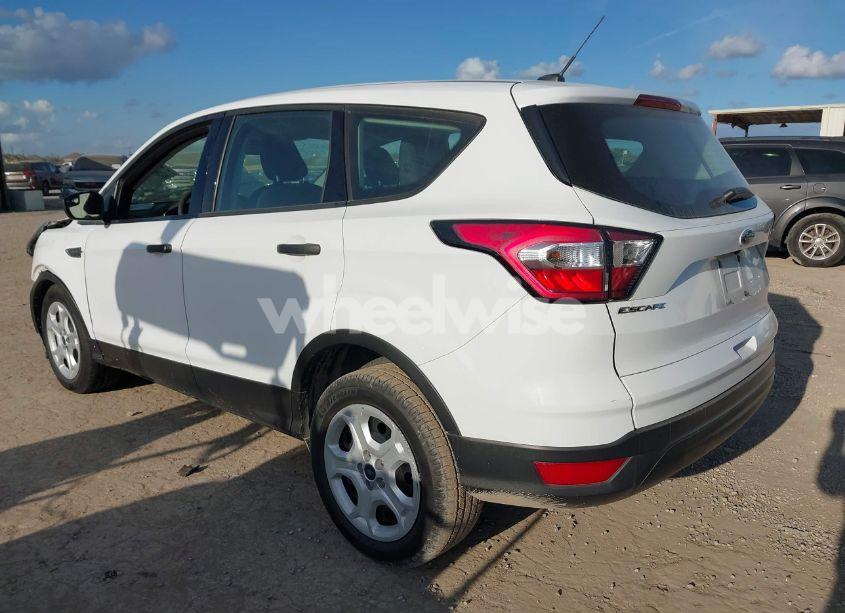 Photo 3 of 2018 Ford Escape S (VIN 1FMCU0F74JUC72918)