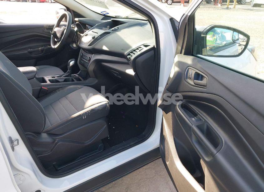 Photo 5 of 2018 Ford Escape S (VIN 1FMCU0F74JUC72918)