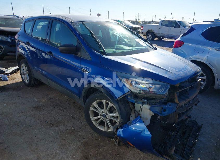 2019 Ford Escape S (VIN 1FMCU0F74KUA79248) main photo