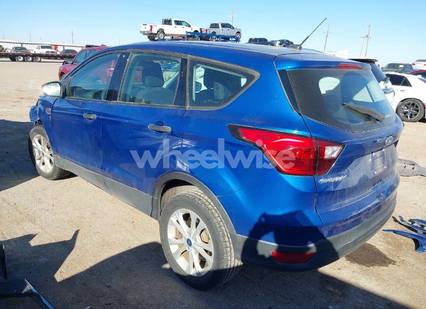 Photo 3 of 2019 Ford Escape S (VIN 1FMCU0F74KUA79248)