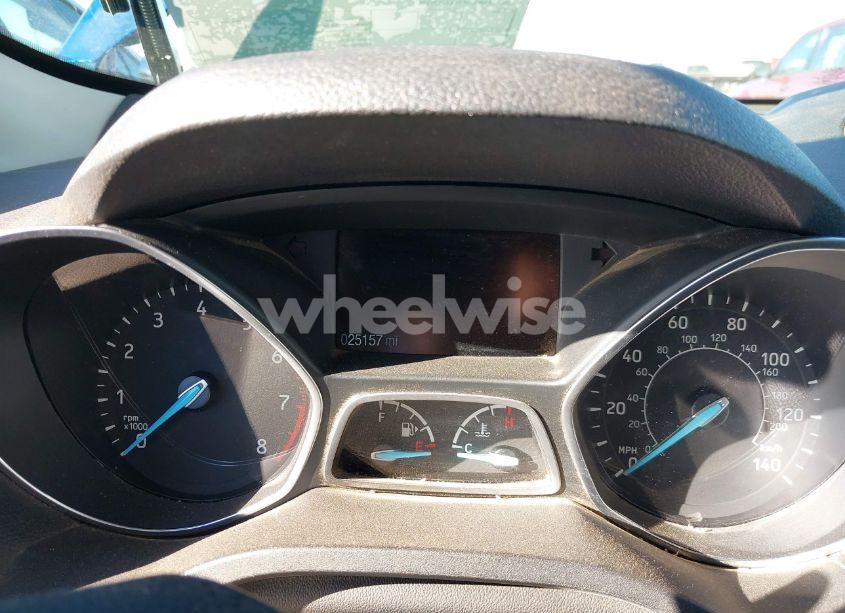 Photo 7 of 2019 Ford Escape S (VIN 1FMCU0F74KUA79248)
