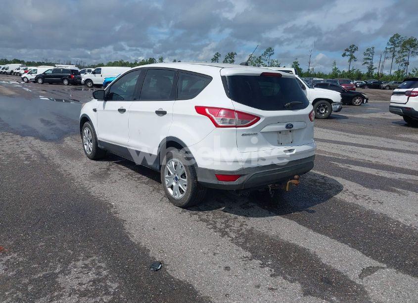Photo 3 of 2013 Ford Escape S (VIN 1FMCU0F75DUB32235)