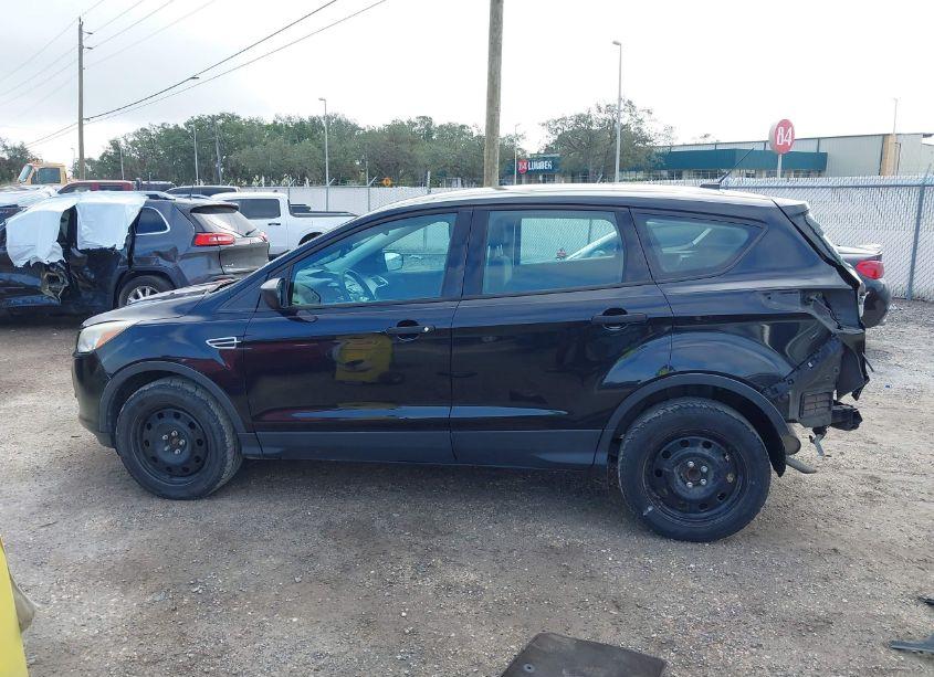 Photo 14 of 2013 Ford Escape S (VIN 1FMCU0F75DUC99193)
