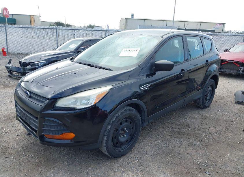 Photo 2 of 2013 Ford Escape S (VIN 1FMCU0F75DUC99193)